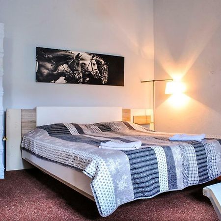 Hostel Pangeea Sybin Zewnętrze zdjęcie