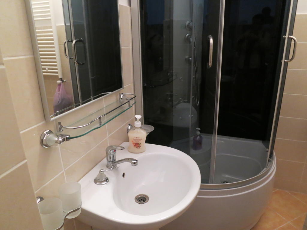 Hostel Pangeea Sybin Zewnętrze zdjęcie