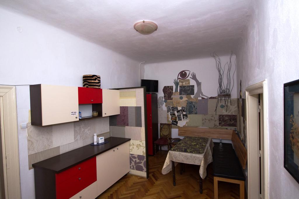 Hostel Pangeea Sybin Zewnętrze zdjęcie